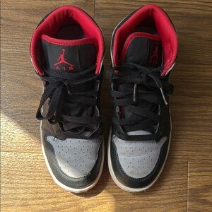 Kids' Black and Red Sneakers Retro 1’s